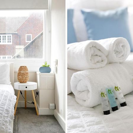 Great 2 Bedroom Apt By The Beach And Town Hove Exteriér fotografie