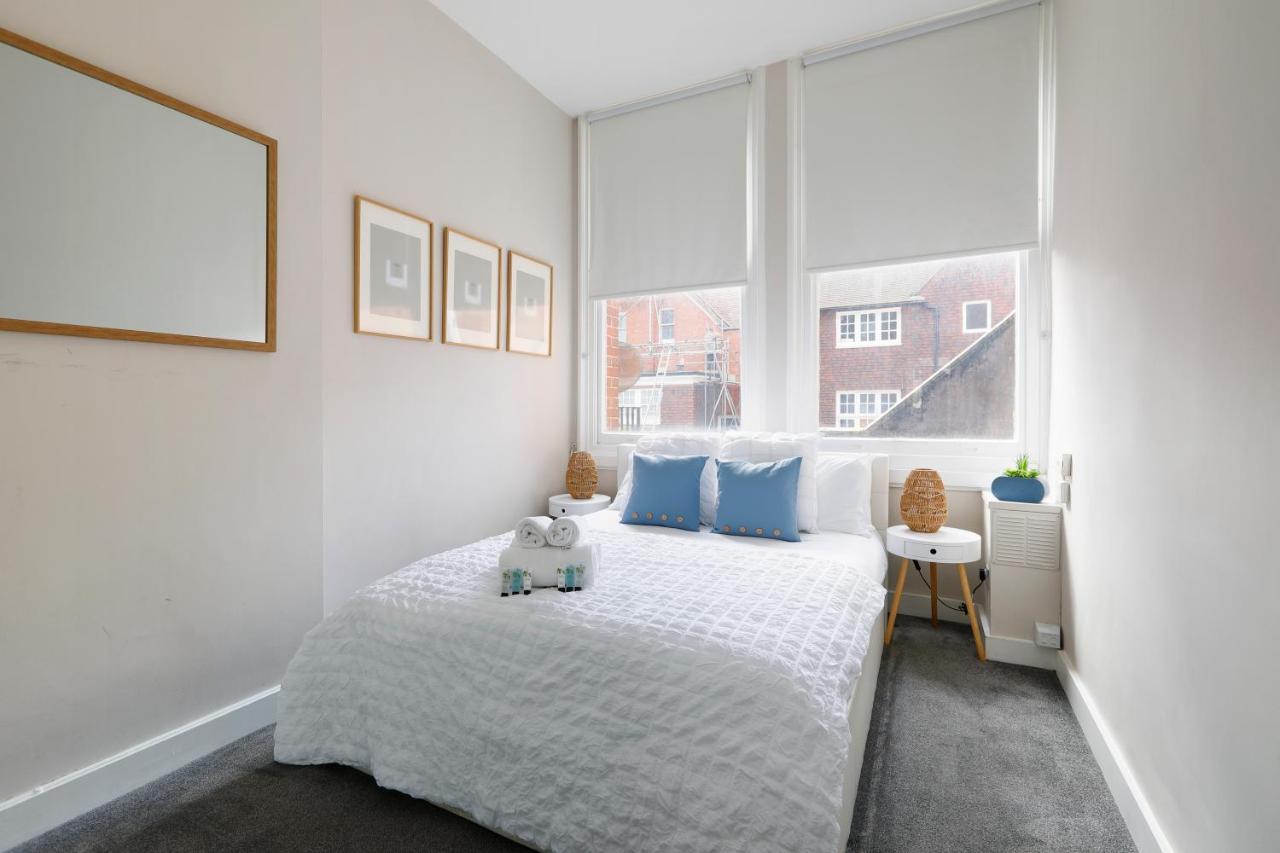 Great 2 Bedroom Apt By The Beach And Town Hove Exteriér fotografie