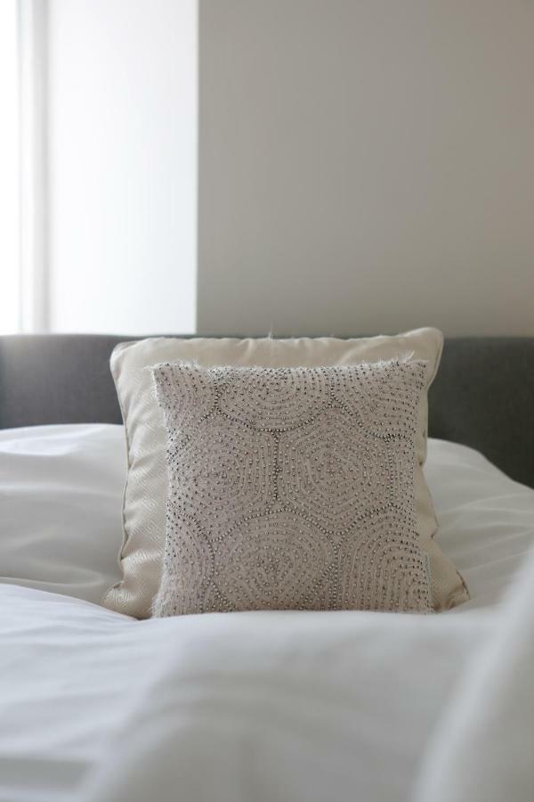 Great 2 Bedroom Apt By The Beach And Town Hove Exteriér fotografie